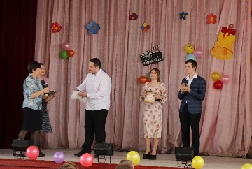 IMG_7437_cr.jpg