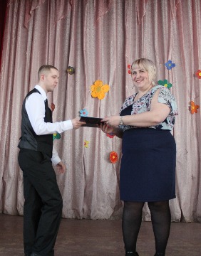 IMG_0124_cr.jpg