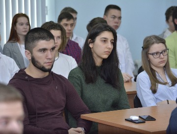 _DSC2583_cr.jpg