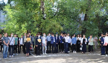 IMG_7156_cr.jpg