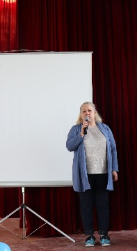 IMG_1738_cr.jpg