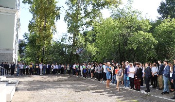 IMG_7154_cr.jpg