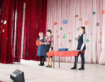 IMG_4338_cr.jpg