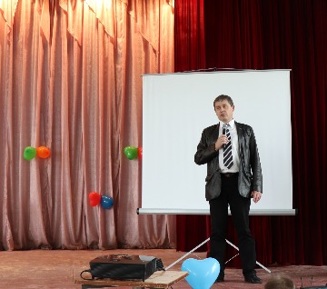 IMG_1712_cr.jpg