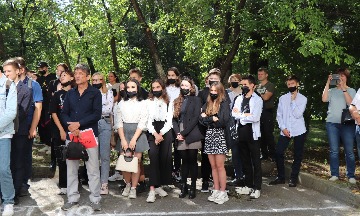 IMG_7267_cr.jpg