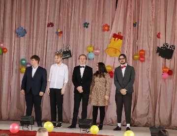 IMG_7450_cr.jpg