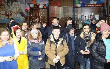IMG_2472_cr.jpg
