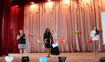 IMG_1749_cr.jpg
