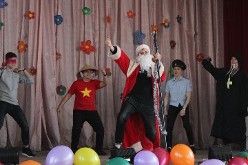 IMG_0111_cr.jpg