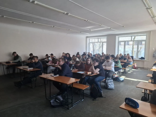 Патриотический кинопоказ в ХИИК СибГУТИ