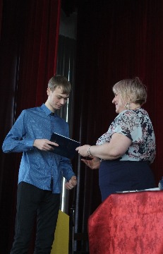 IMG_0065_cr.jpg