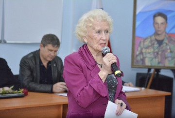 _DSC2576_cr.jpg