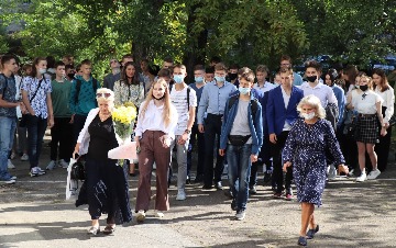 IMG_7273_cr.jpg