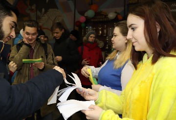 IMG_2421_cr.jpg