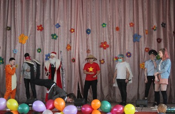 IMG_0075_cr.jpg