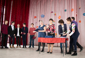 IMG_4356_cr.jpg