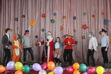 IMG_0045_cr.jpg