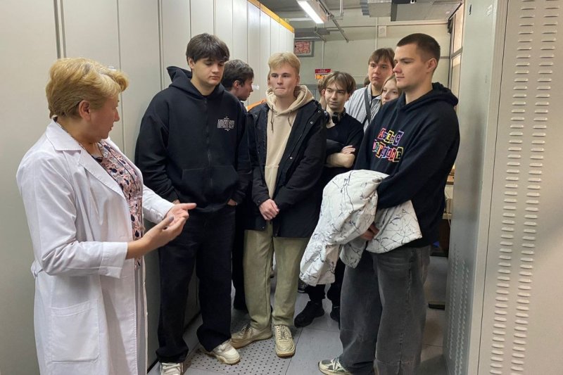 Экскурсия в мир связи: студенты ИКСиСС-410 в «Ростелекоме»