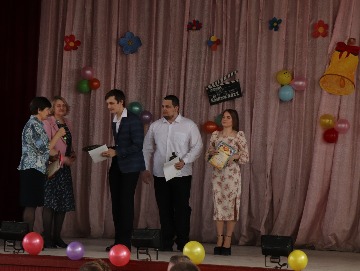 IMG_7438_cr.jpg