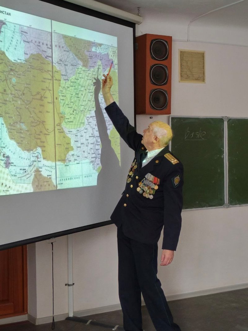 Защитники Отечества: прошлое и настоящее