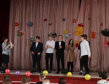 IMG_7452_cr.jpg