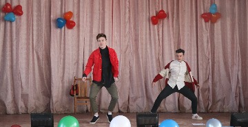 IMG_2546_cr.jpg