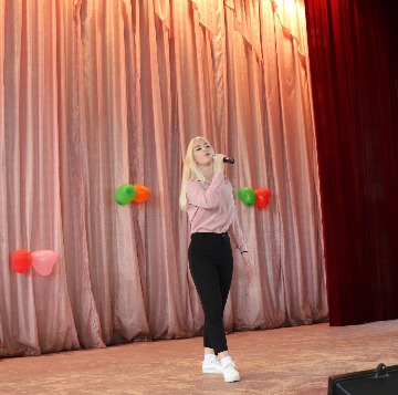 IMG_1771_cr.jpg