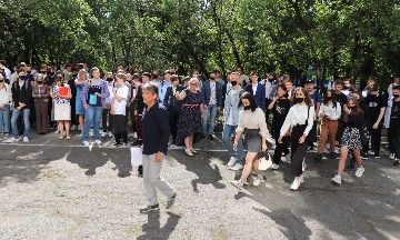 IMG_7269_cr.jpg