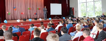IMG_1727_cr.jpg