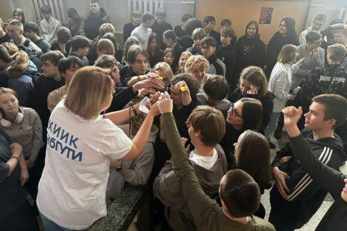 Праздник для тех, кто грызёт гранит науки: как в ХИИК отметили День студента