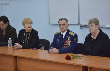 _DSC2506_cr.jpg