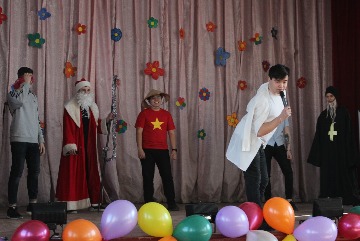 IMG_0100_cr.jpg