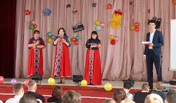 IMG_7408_cr.jpg