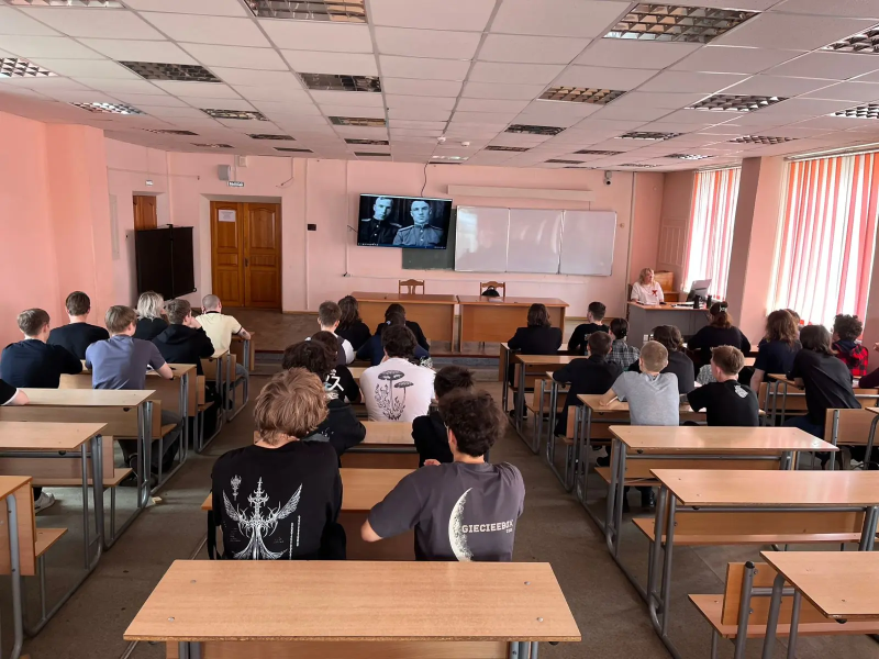  День связи в ХИИК СибГУТИ: история, знания, вдохновение!