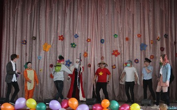 IMG_0096_cr.jpg