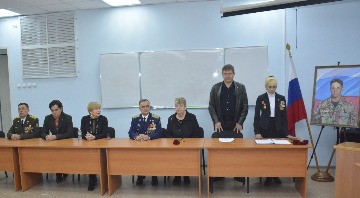 _DSC2503_cr.jpg
