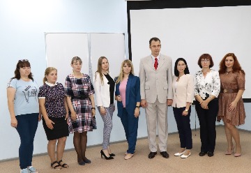 IMG_3247_cr.jpg
