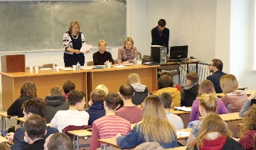 IMG_1610_cr.jpg